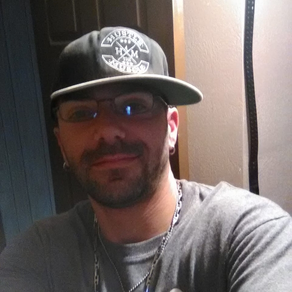 Meet your Posher, Kenneth - Picture 1 of 1